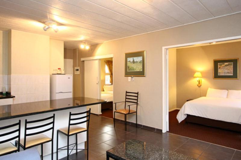 Vetho 2 Apartments Or Tambo Airport Kempton Park Szoba fotó