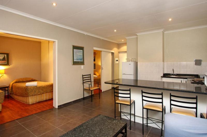 Vetho 2 Apartments Or Tambo Airport Kempton Park Kültér fotó